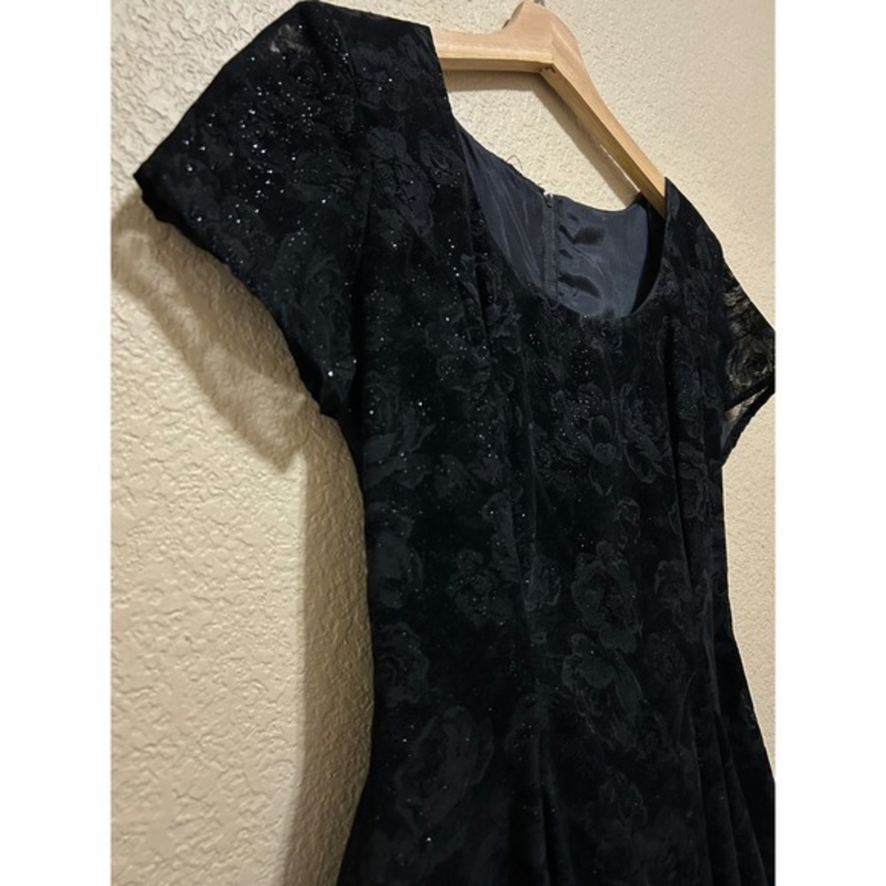 Vintage Dress Small Black Floral Glitter Fit Flare Dress Whimsigoth Goth Rose - Picture 9 of 11